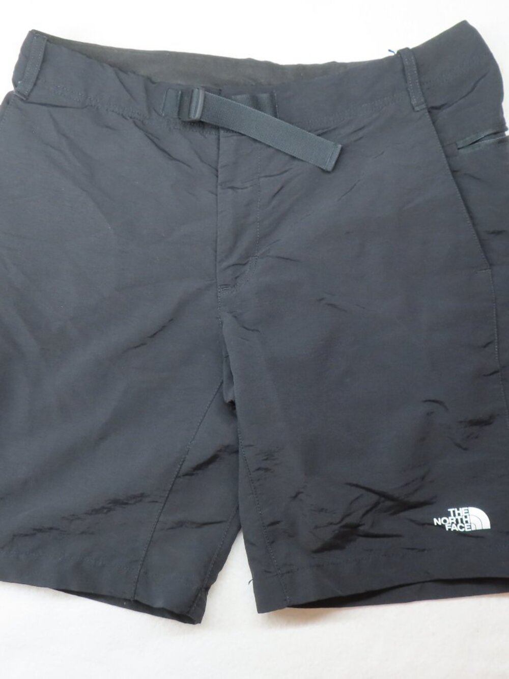 The North Face nylon shorts Black Hiking Trail Size 32 Outdoor Beach Sports